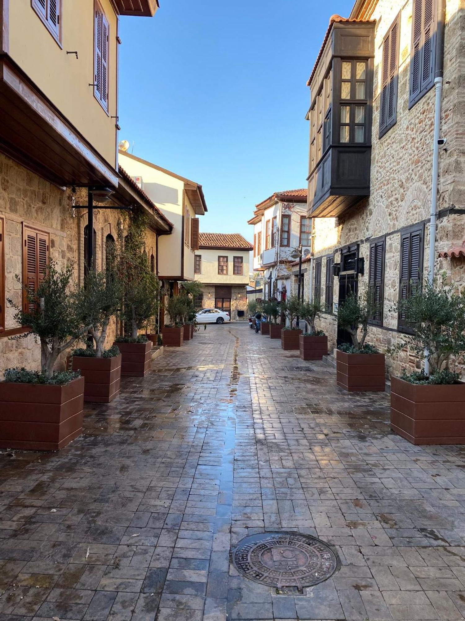 Konak Hotel Kaleici Antalya Exterior photo